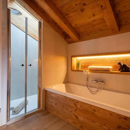 Chalet La Manigodine Piscine 18-24 Pers *
