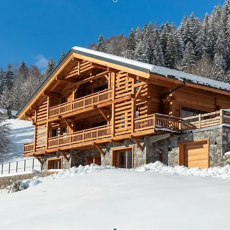 La Manigodine Piscine 18-24 Pers * Manigod