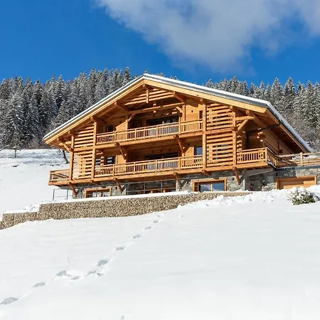 La Manigodine Piscine 18-24 Pers Chalet *