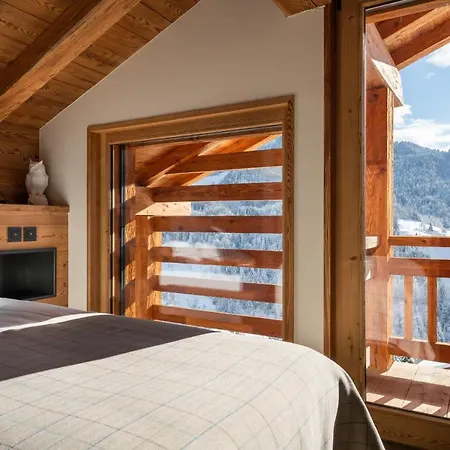 La Manigodine Piscine 18-24 Pers Chalet