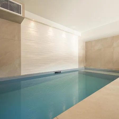 La Manigodine Piscine 18-24 Pers * Manigod