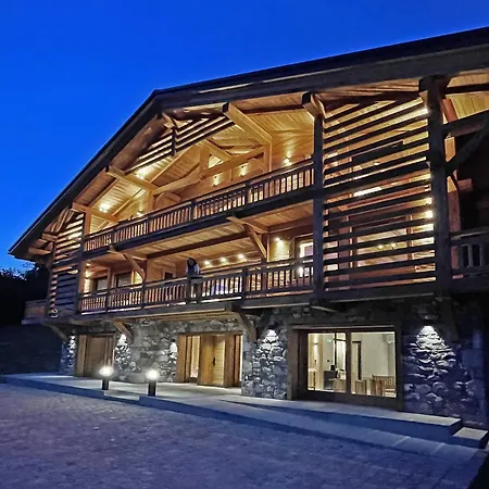 Chalet La Manigodine Piscine 18-24 Pers Manigod